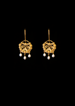 Creolla Earrings with Japanese Pearls